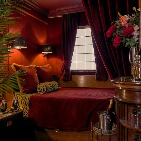 House Of Gods Royal Mile Hotel EDI Exterior foto